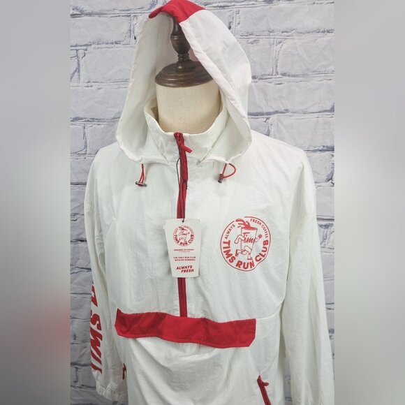 NWT Tim Hortons Run Club Windbreaker Jacket Hoodie Nylon Ripstop Men's Large - Picture 2 of 16